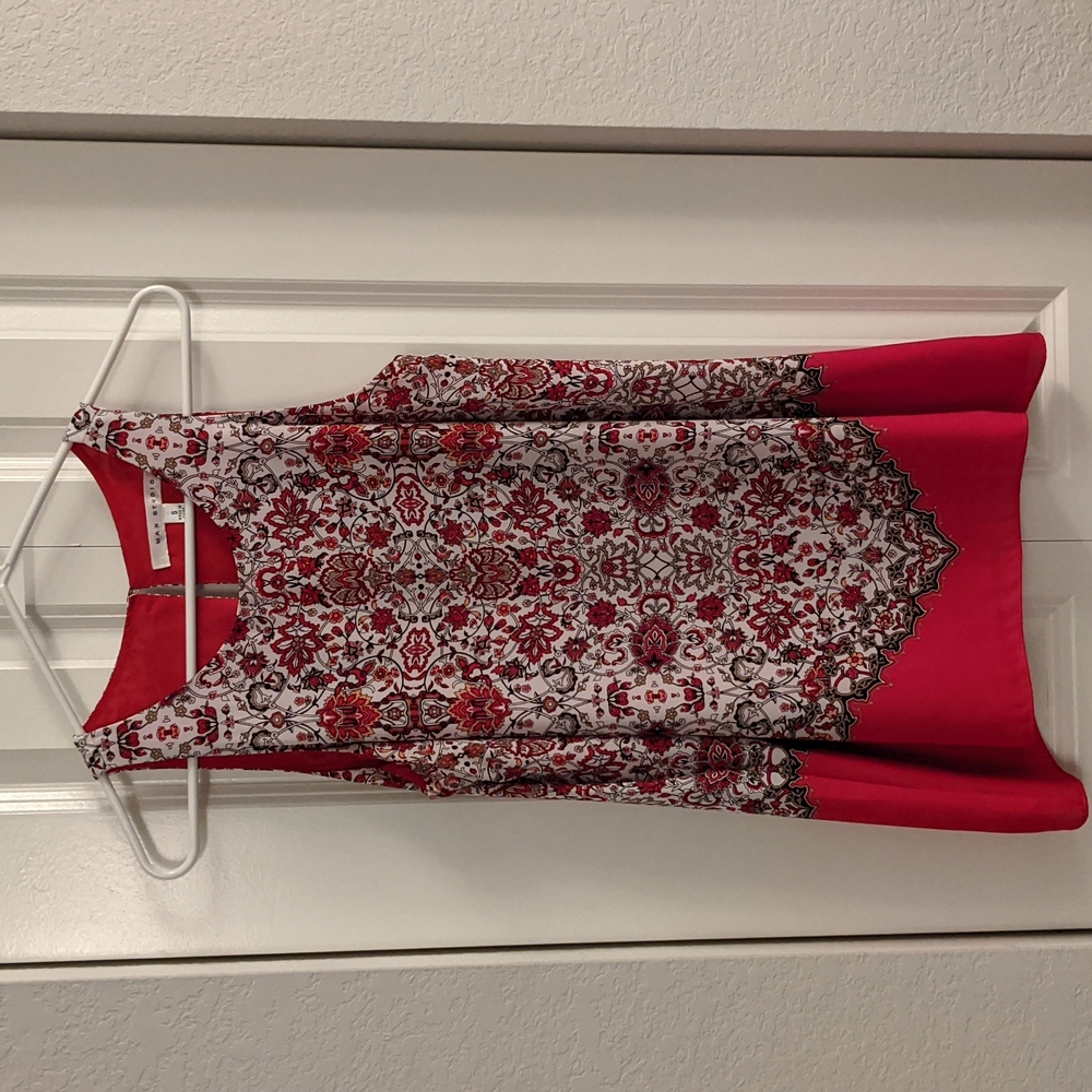 Max Studio sleeveless blouse, Small